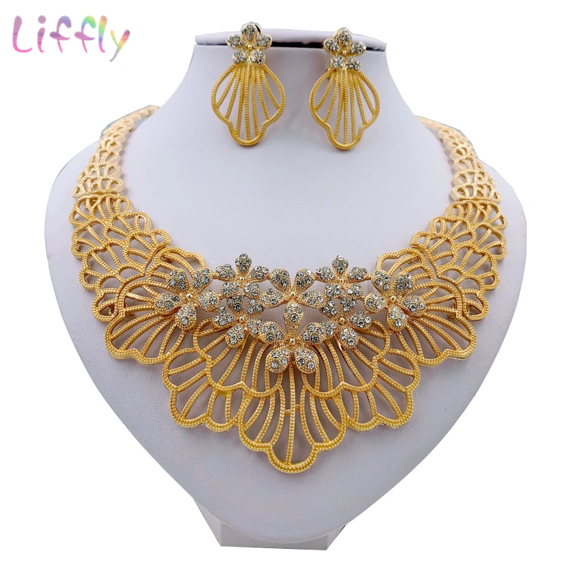Goede Liffly Afrikaanse Bruiloft Sieraden Sets Mode Ketting Oorbellen Ring Armband Crystal Sieraden Charms Bloemvorm Sieraden Set