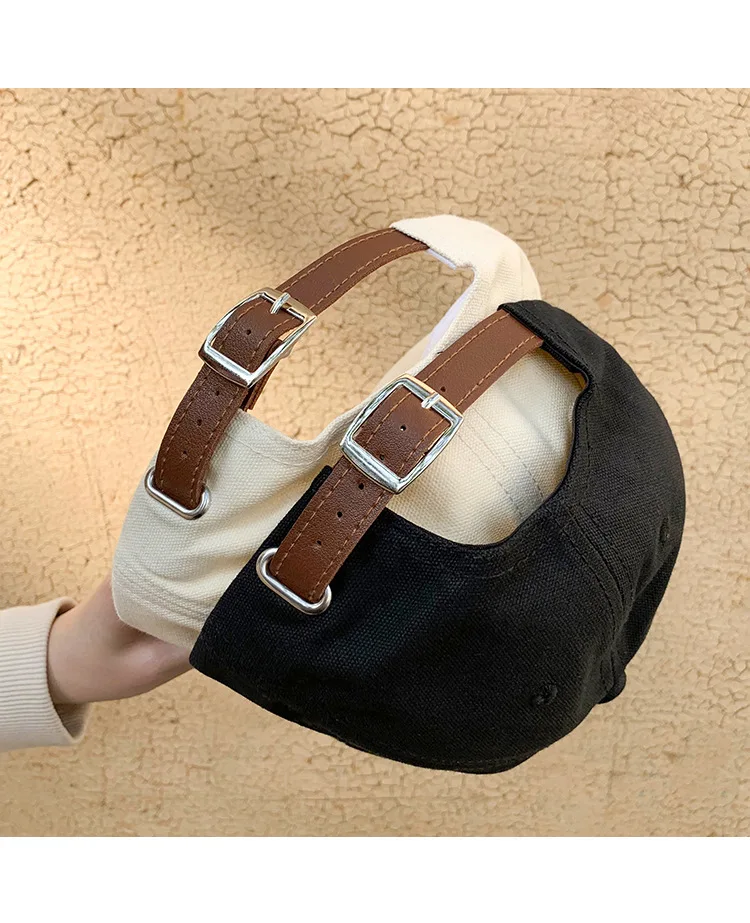 13481998476_1138338303