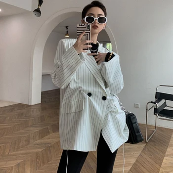 

Spring and Autumn women's jacket casual striped double breasted pocket decoration loose jacket