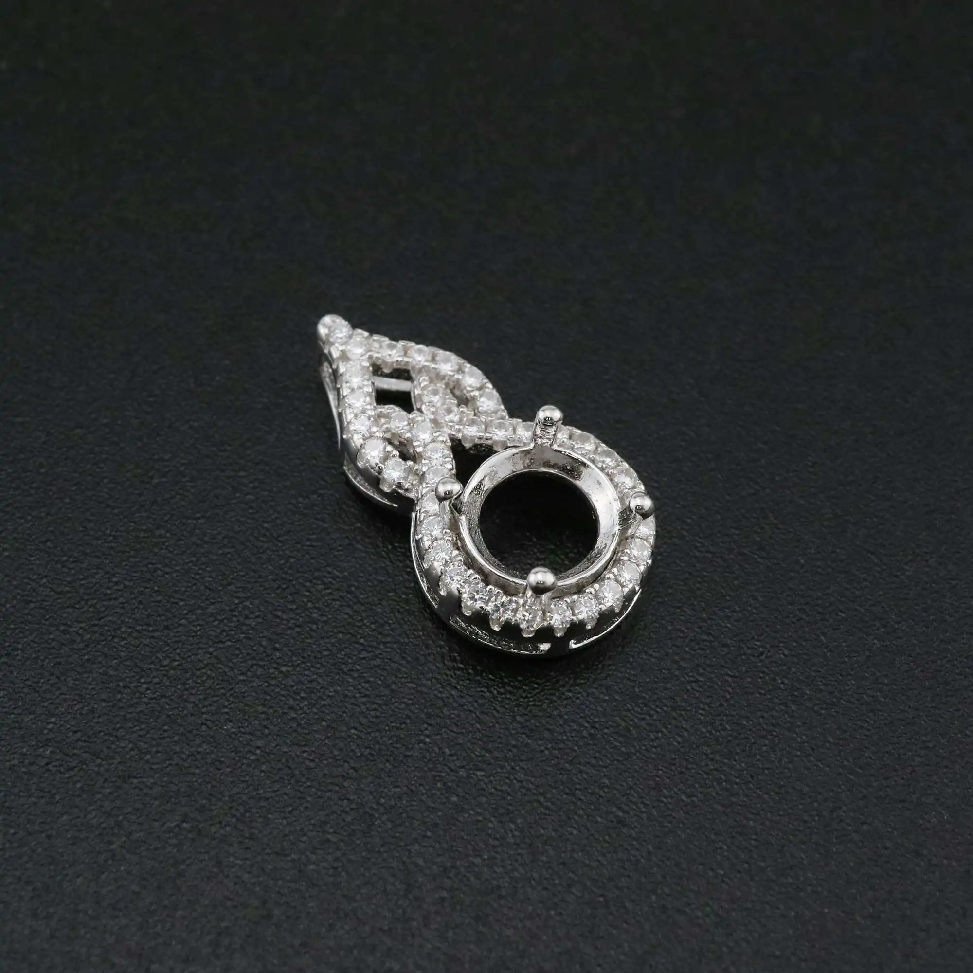 アクセサリー min Amazon.com: High Quality Round Cz Stud Earrings. Sterling
