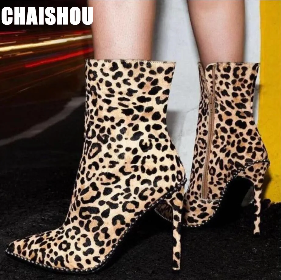 

2019 Autumn Winter plus size Women's Boots Suede Leopard Sexy Platform High Heels Female Ankle Boots Beads Bota Feminina D-223