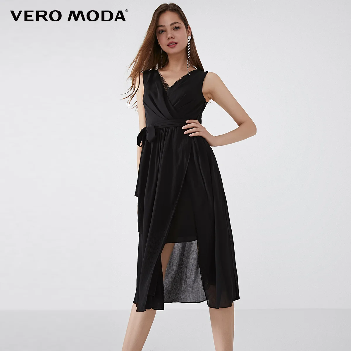 платье летнее женское Женское кружевное без рукавов Vero Moda вечернее с v образным