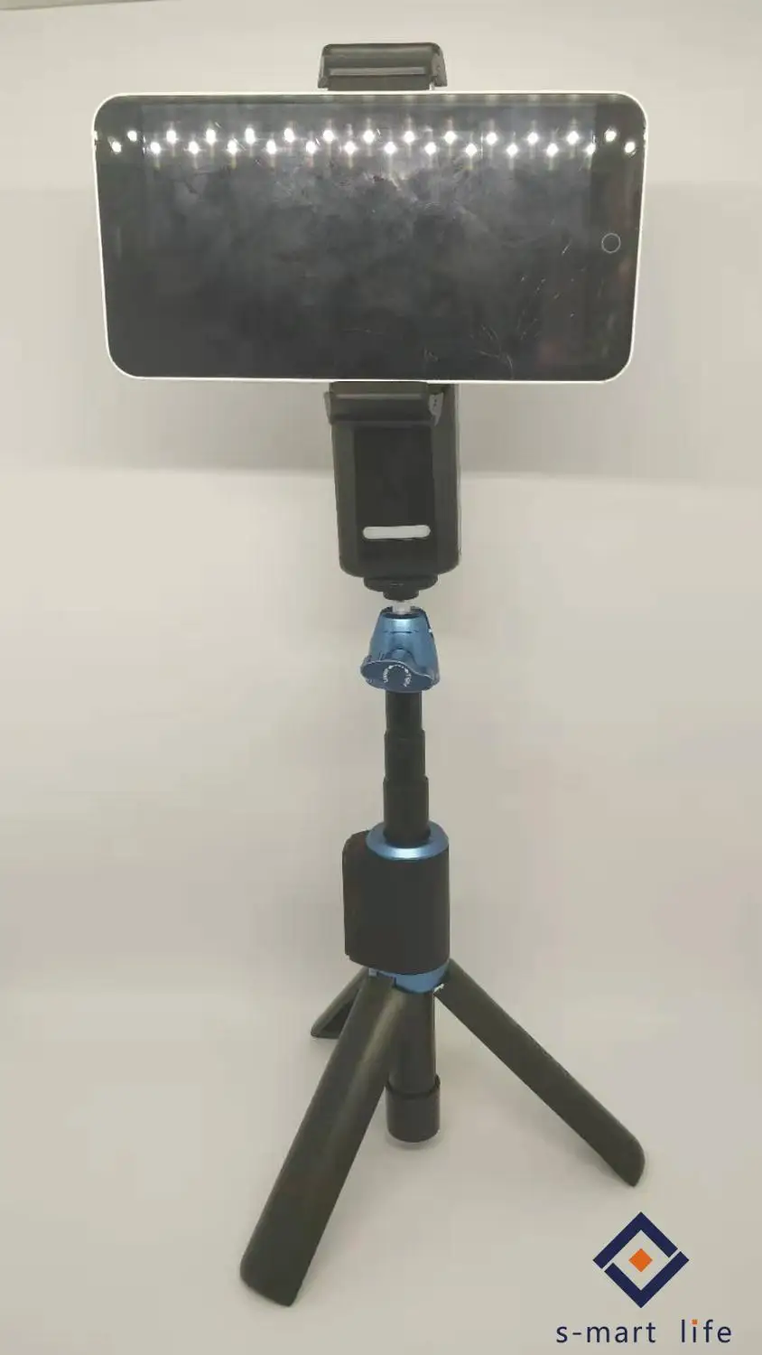 

Pocket stabilizer Potable wireless Blue Tooth Selfie Stick can take photos remotely with tripod light adjustable