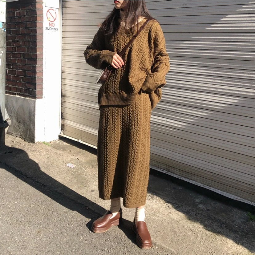 

Winter Autumn Women 2 Two Piece Sweater Set Outfits Long Sleeve V Neck Sweater and High Waist Long Sweater Skirt Suit Elegant