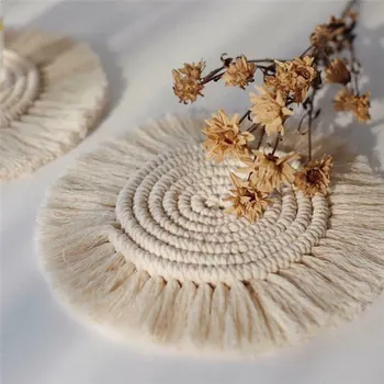 

Hand-woven Simple Placemat Cotton Rope Insulated Coaster Tassel Ins Style Bowl Mat Home Decoration Tea Coaster