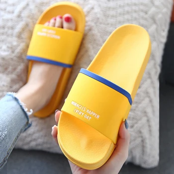 

Coslony Summer Couple Home Slippers Unisex Classic Bathroom Flip Flops Women Badslippers Beach Sandals Non-slip Flat Shoes 2019