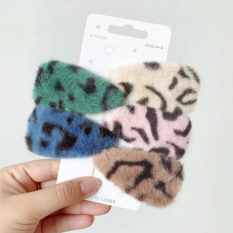 

Autumn Winter Plush Hairpins Fashion Leopard Printed Hair Clips for Women Korean Geometric BB Clips Hairgrips Hair Accessories