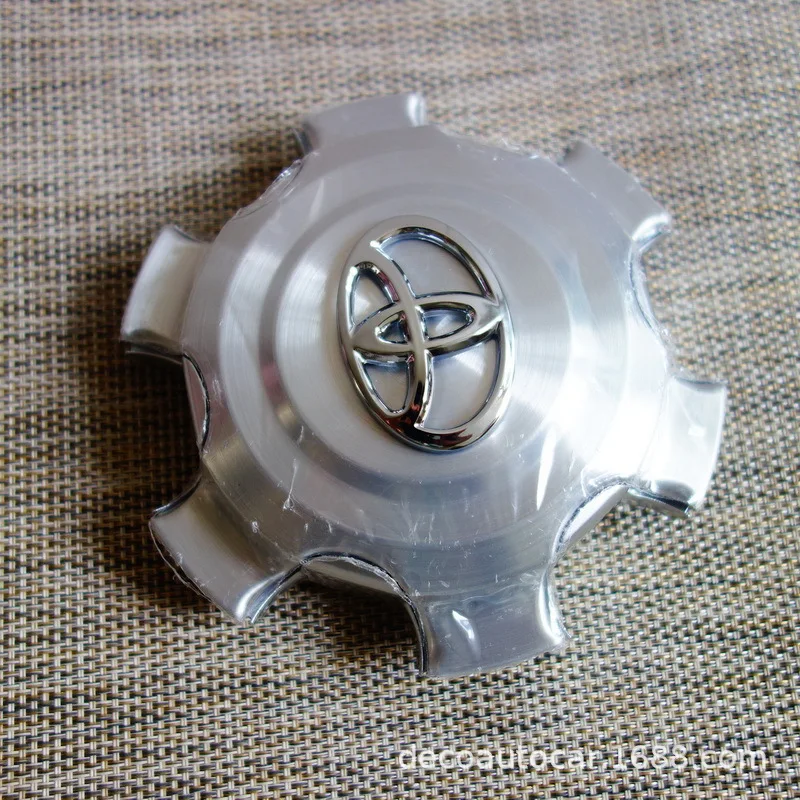 

Applicable Toyota FJ Land Cruiser Wheel Hub Cover FJ Wheel Center Cover Baotou Aluminum Wheel Cap