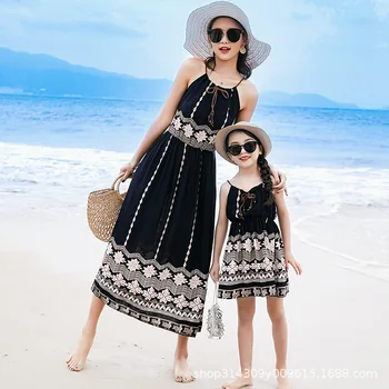 

Summer Beach wear Mother and Daughter me kid Dress Women's Family Matching Outfits Girl' Bourette Children's Princess Clothing