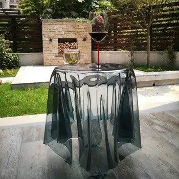 

60 Creative floating transparent table carpet coffee magic simple fashion European coffee table table diameter 50 * height 58 cm