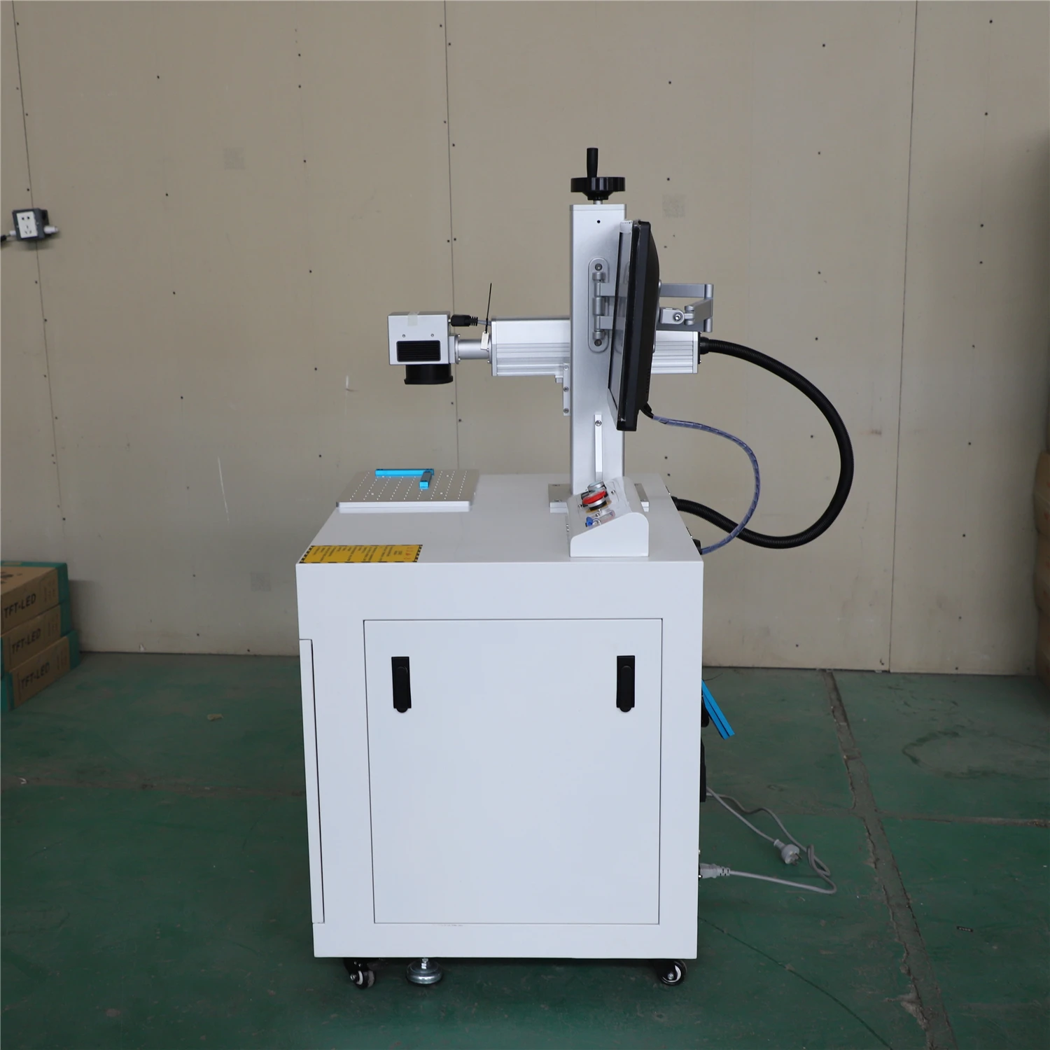 

ROBOTEC Metal Fiber Laser Marker Laser Marking Engraving Etching 100x100mm Machine for Logo Printing Numbering on Plastic