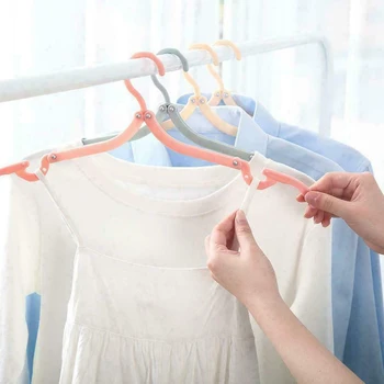 

New 10pcs Retractable Portable Outdoor Travel Folding Clothes Coat Non-Slip Hanger
