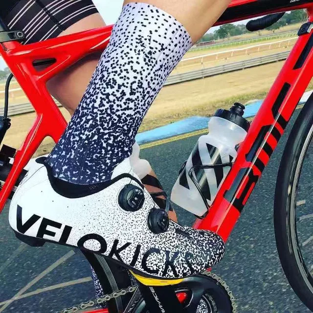US $4.19 New Anti Slip Seamless Silicone Cycling Socks Integral Moulding High-tech Bike Aero Bicycle Outdoor