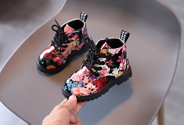 Botas para Meninas Botas de Borracha para Crianças Martin Estilo Britânico Novo Inverno-outono Coleção 2022 6 Crianças 2021 martin botas para meninas, botas