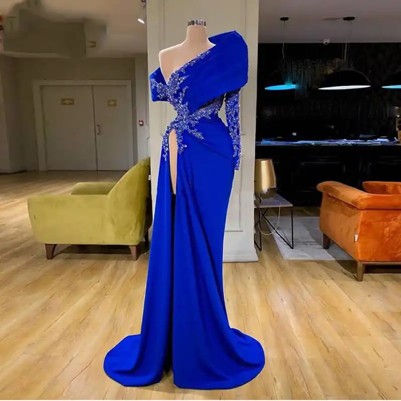 one side sleeve gown