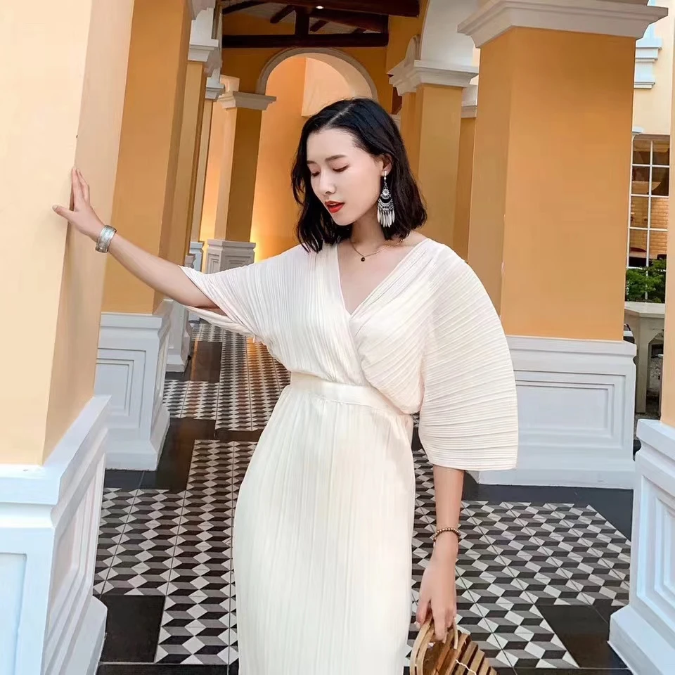 Горячая Miyake складывающийся стиль крест v-образным вырезом рукав летучая мышь платье