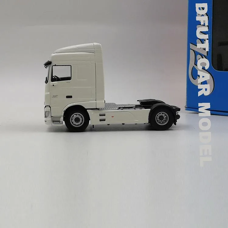 Литая 1:50 64555 XF EUR6 SC грузовик автомобиль литой модельный автомобиль игрушка в коробке для подарка/коллекции/детей/украшения