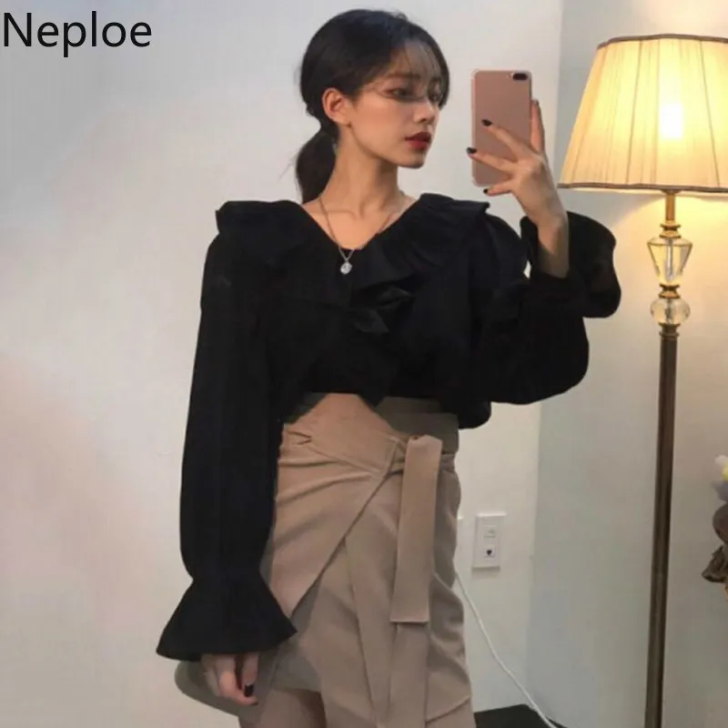 Neploe корейский шик Осень Весна Ретро элегантные оборки, складки блузка с v-образным вырезом с длинным рукавом Blusas дизайн Однотонная рубашка Новинка