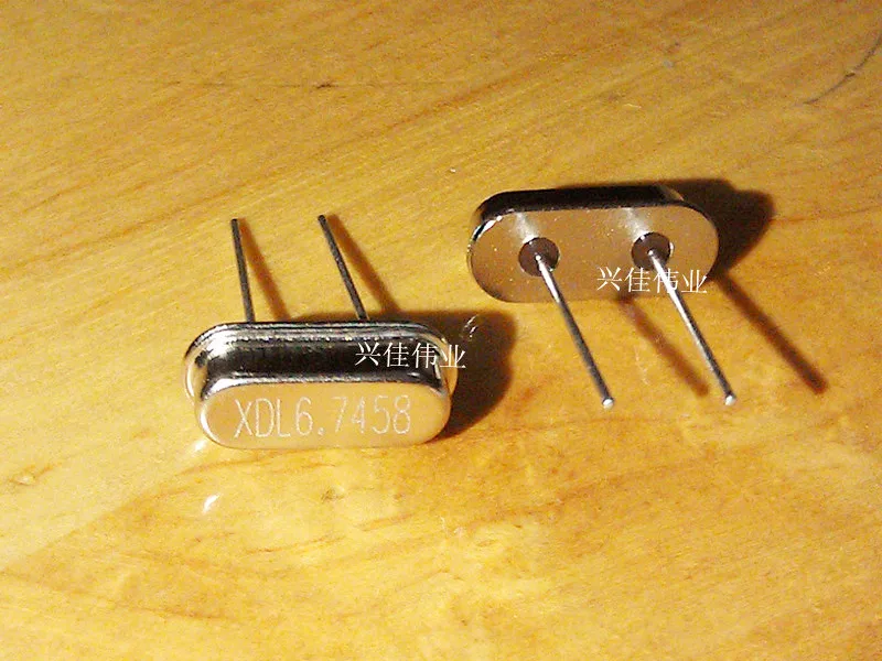 6,7458 МГц 6,7458 HC-49S