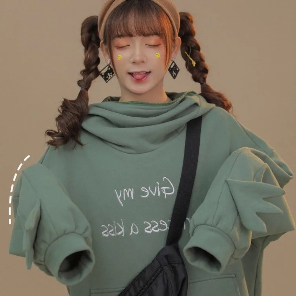 20264160451_2132381937