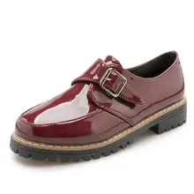 Женские оксфорды в британском стиле; однотонная женская обувь из лакированной кожи на плоской подошве без застежки; женская обувь на толстой платформе с застежкой-липучкой
