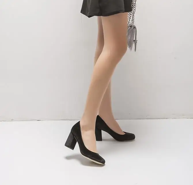 Демисезонные женские тонкие туфли на высоком каблуке с квадратным носком и толстым каблуком новые замшевые туфли на высоком каблуке с закрытым носком