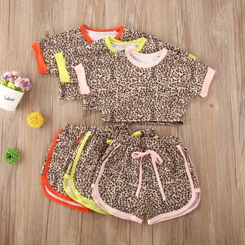 

2Pcs Little Girls Outfit Summer Creative Leopard Print Pattern Short Sleeve Round Collar Short Top + Casual Shorts Set