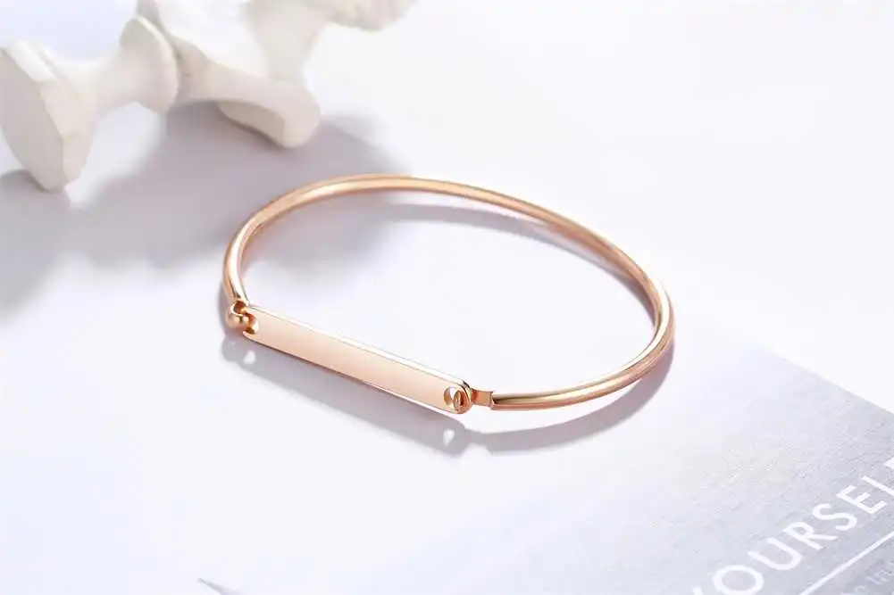 B-390R_5 4I6A0797_1001.JPG