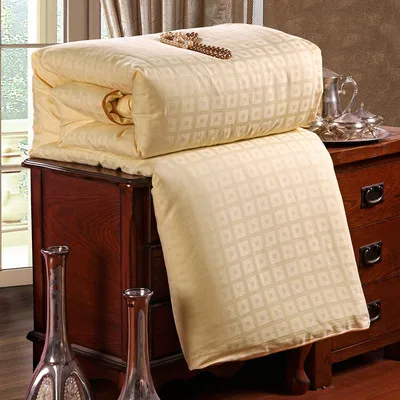 100%Mulberry Silk Comforter Pretty Comfortable Bedding Silk Quilts 100%Cotton Fabric Cover Custom-made Thin/Thick Silk Blankets - Цвет: Цвет: желтый