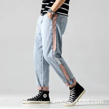 

jeans port of Europe and the United States men overalls wind popular logo color matching jeans casual pants male side