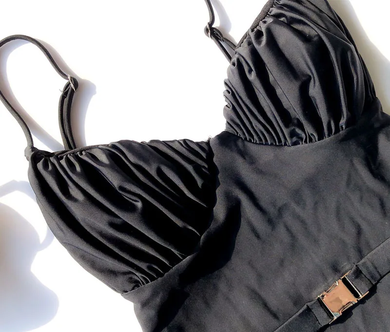 12305560028_74876636