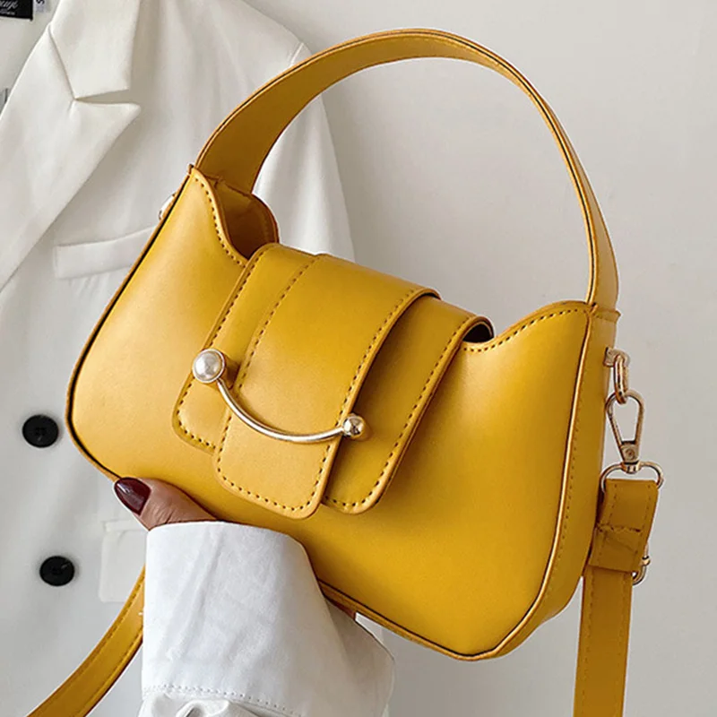 Color sólido bolsos de hombro tipo bandolera para mujeres 2021 la PU de cuero de las mujeres del diseñador de bolso de mano de emoticono mujer Bolsa Bandolera de viaje