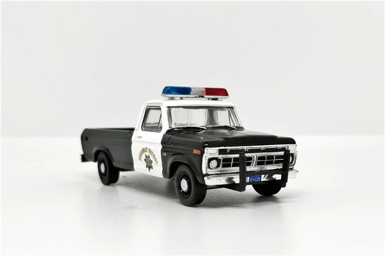 Зеленый светильник 1: 64 CHP 1975 Ford F100 грузовик бутик сплава автомобиля игрушки для детей Детские игрушки модель оптом