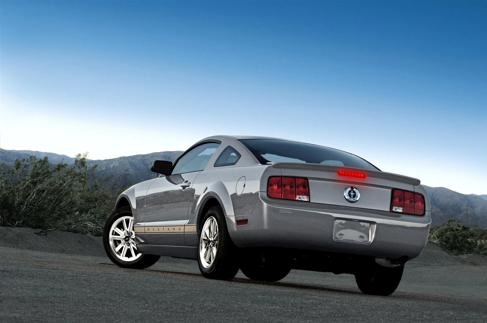 1x для Ford Mustang MK5 2005-2009 красный светодиодный высокий уровень третий стоп задний светильник