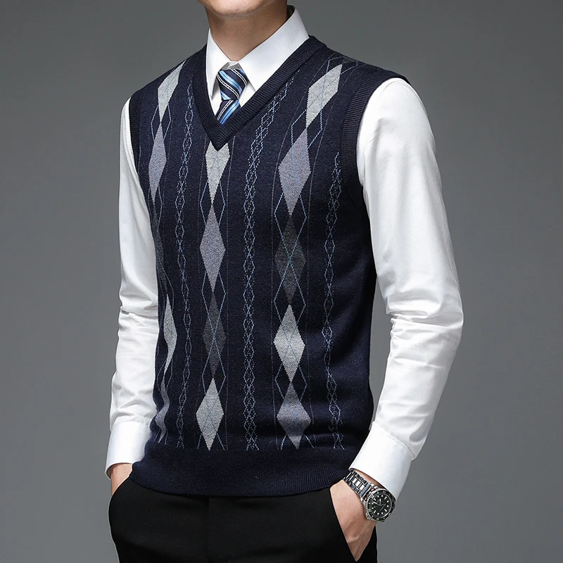 Argyle Pullover Sweater V Neck Knit Vest Men Diamond Trendy 6% Wool Sleeveless Casual Men Clothing New Autum Fashion Brand men sweater vests mens knitted vest