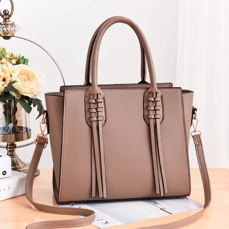 ZMQN роскошные сумки, женские сумки, дизайнерские сумки через плечо для женщин, известный бренд, кожаная сумка, дамская сумка с кисточками, Bolsa Feminina A830 - Цвет: Khaki