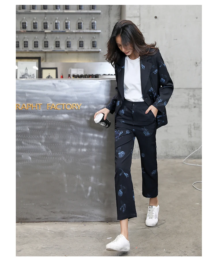 Для женщин брючные костюмы для формальные Newstyle офисные костюмы для торжественных случаев для Для женщин Свободный Повседневный принт «человек паук» куртка с 9 штанов 2 шт. комплекты для Для женщин