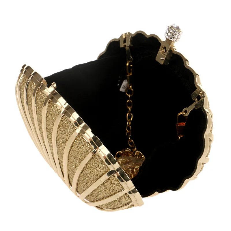 Женская вечерняя сумочка в тяжелом стиле с металлической рамой в виде ракушки сияющий цвет со стразами, с шипами, клатч, кошелек с цепным