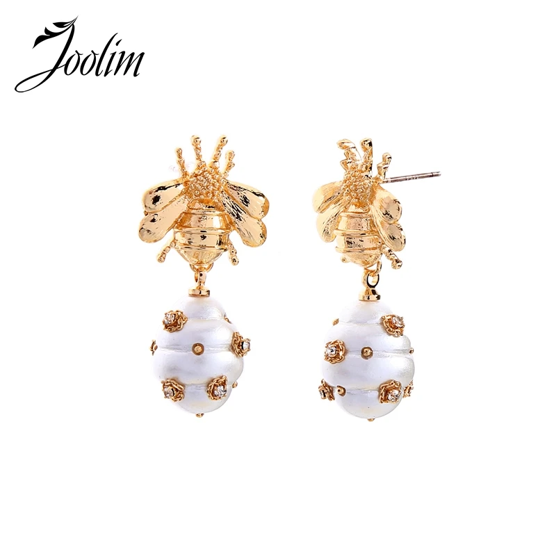

Joolim Simulated Pearl Bee Dangle Earring Drop Earring