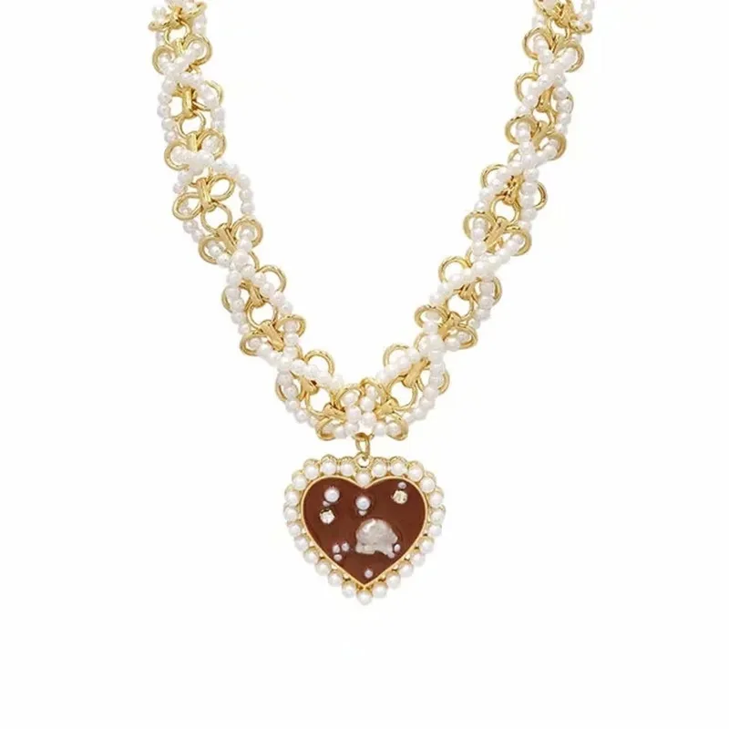 

Hot Seller European American Net Red Pearl Necklace Love Pendant Korea Short Neck Jewelry Clavicle Chain Female