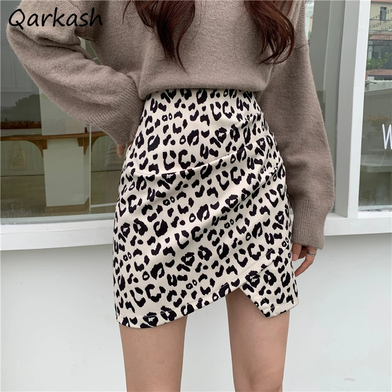 

Leopard Skirts Women Summer Mini Asymmetrical Aesthetic All-match Female Elegant Vintage Empire Design Holiday Ulzzang Retro New