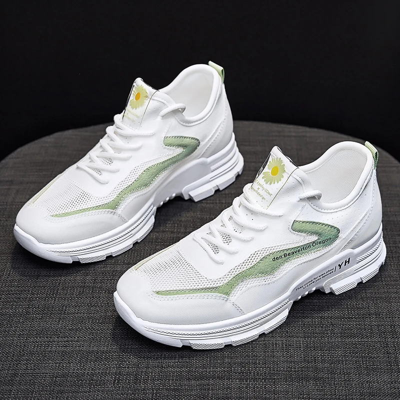 

HY 2020 Hot Sell Women Sneakers Shoes Women Comfortable Outdoor Walking Soft Bottom Plus Size 40