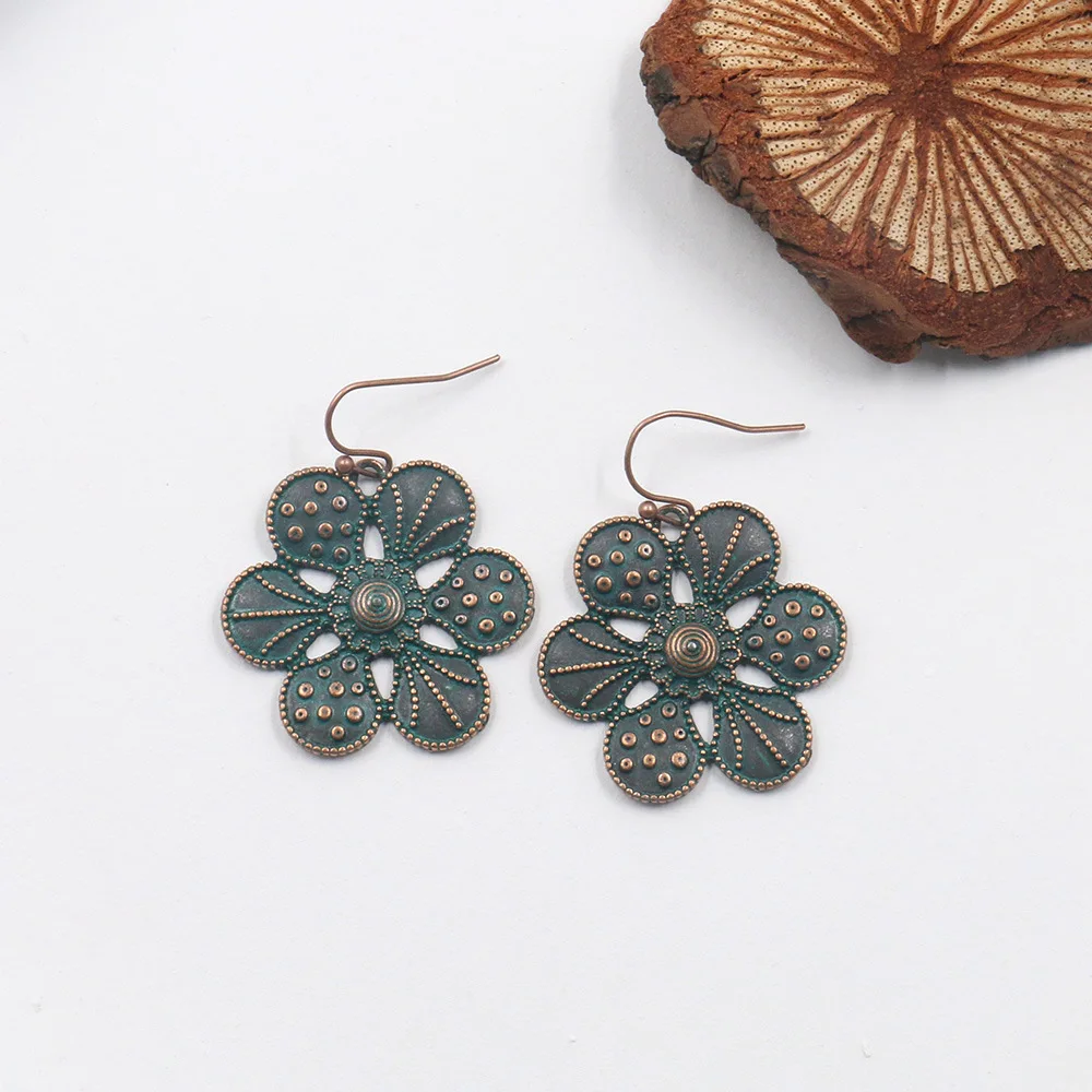 

Retro fashion accessories alloy carving scallop shape combination flower earrings earrings