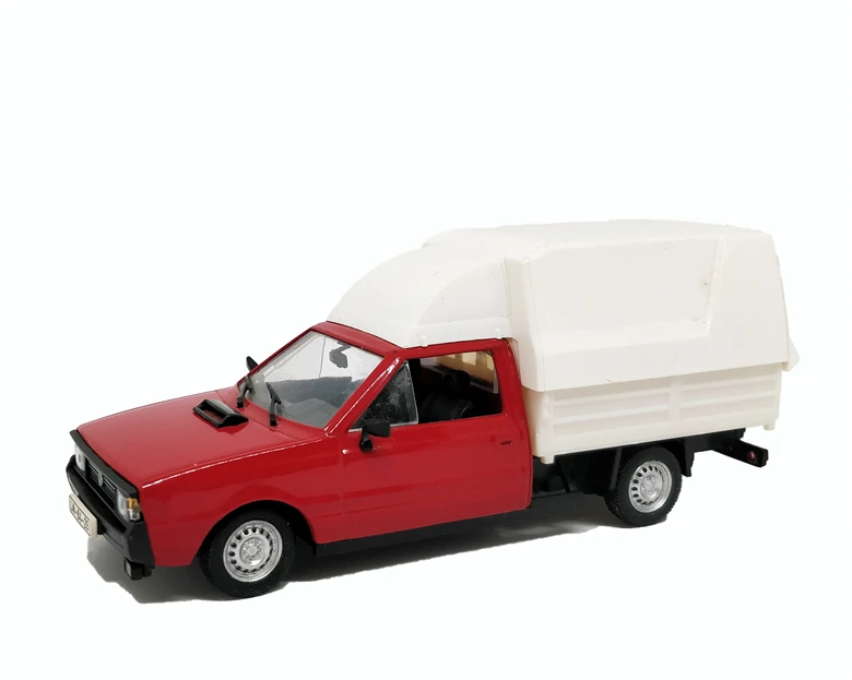 

1:43 DEA POLONEZ TRUCK RED Diecast Model Car No Box