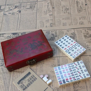 

Mini Mahjong Set with Wooden Storage Case Portable Mah Jong Game Set For Travel Family Leisure Time