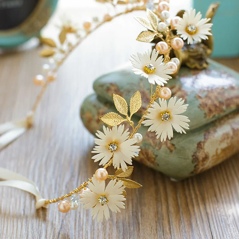 Hair Accessory Hair Headdress Bridal Headwear Hair Band Crown Sweet Flower Headband With Ribbon Wreath Wedding Party Ladies Girls Garlands Floral Crown Hairband Hair Accessories for Women ML