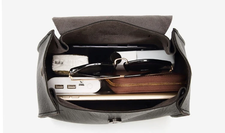 Hbc826080dd5b4a73bb0b381da2e05e48B