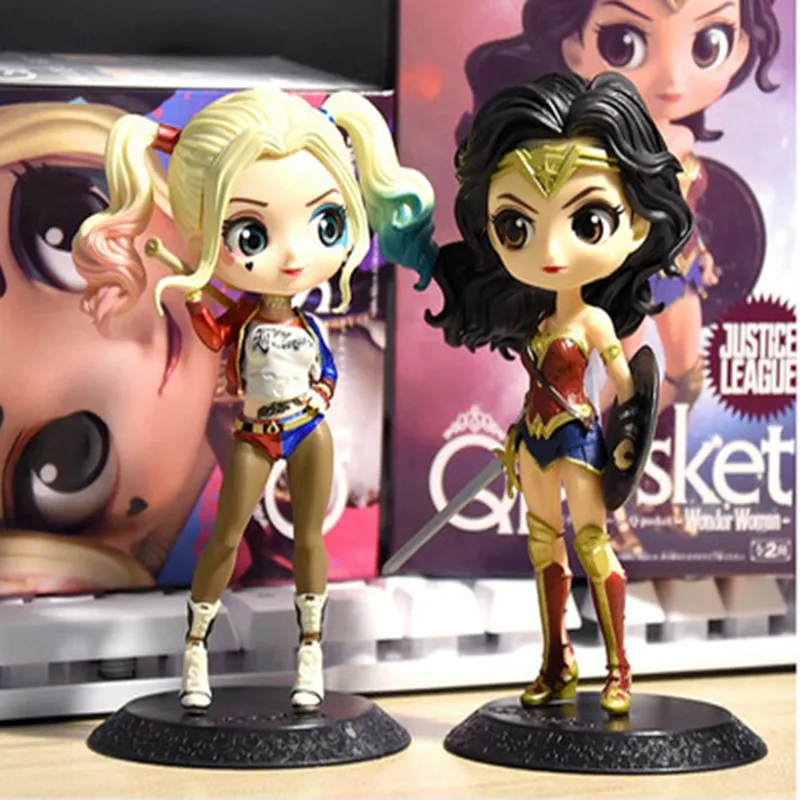 

Anime Figure Superheroes Wonder Woman the flash batman Green Lantern Aquaman PVC Figure Collectible Model Toy 15cm