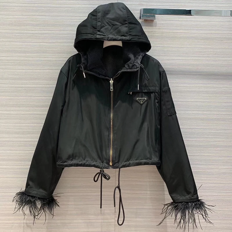 Winter Women Jacket Fashion Black Hooded Jacket Autumn Short Style Warm Jackets Casual