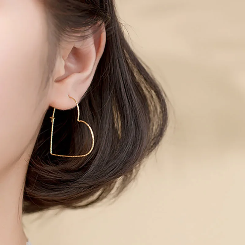 

Sterling 925 Silver Heart Big Hoop Earrings Minimalist Trendy Wild 2019 Women's Earrings 925 Silver Girl Birthday Jewelry Gift